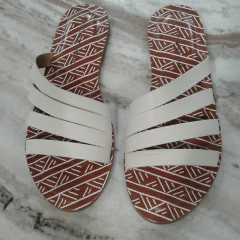 Lucky Brand LK-Anita sandals NWOT